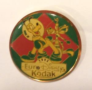 Pin's EuroDisney - Kodak (Discoveryland - Pluto) (01)